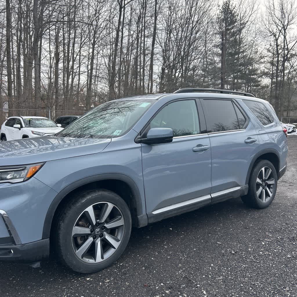 Thumbnail: 2023 Honda Pilot - 2