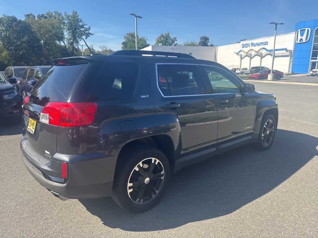 Thumbnail: 2017 GMC Terrain - 10
