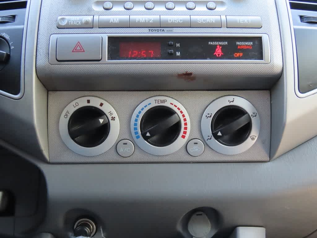 2006 Toyota Tacoma Base 21