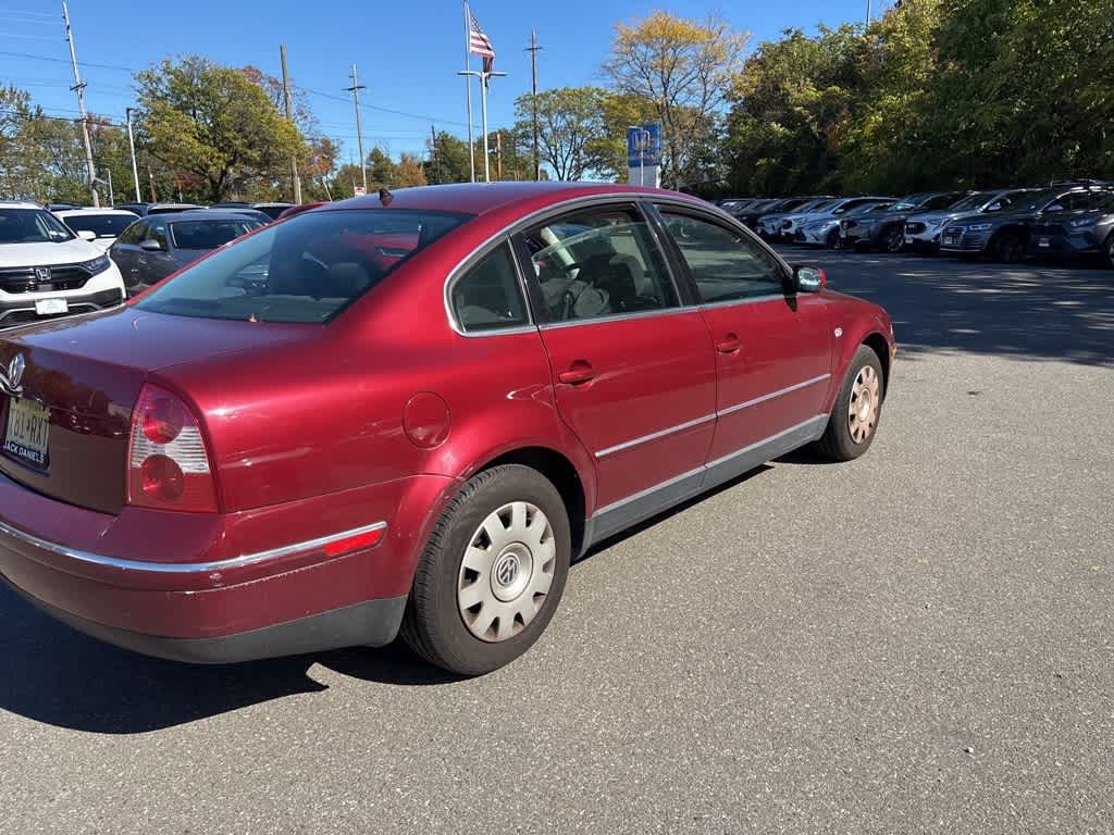 Thumbnail: 2003 Volkswagen Passat - 7