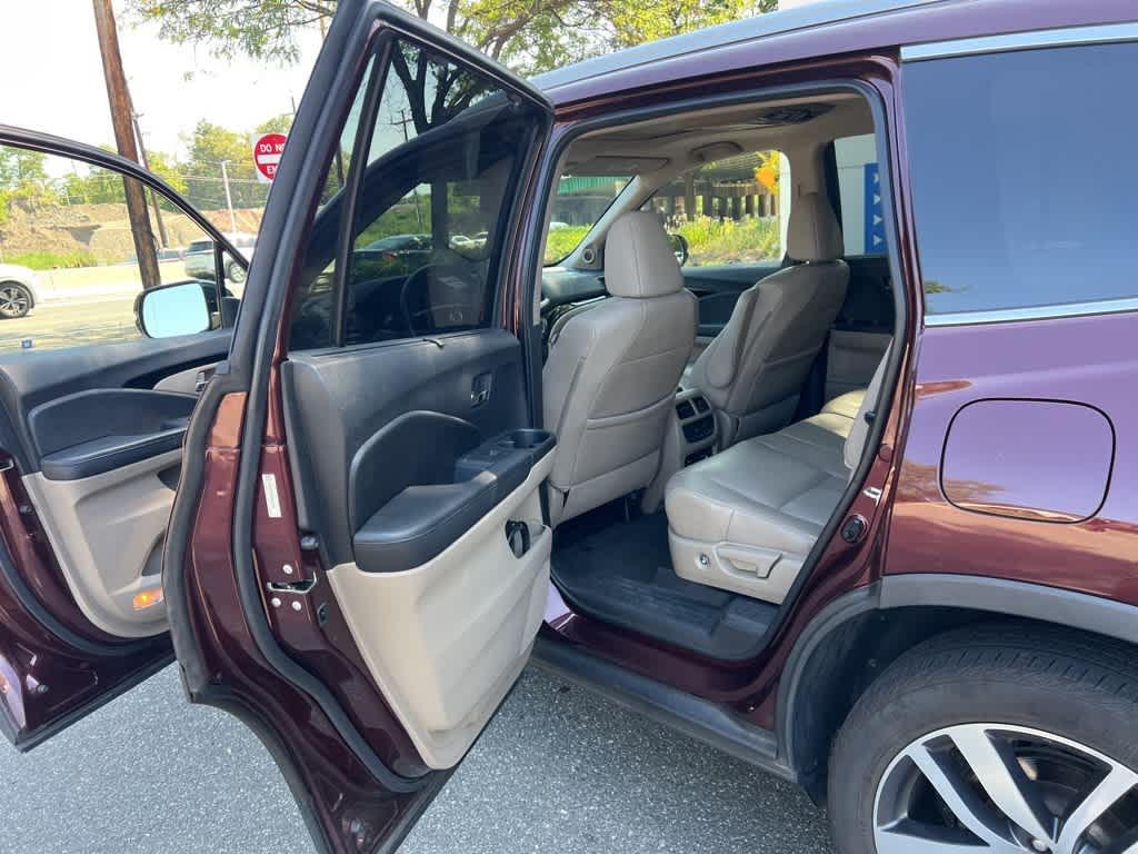 Thumbnail: 2016 Honda Pilot - 22