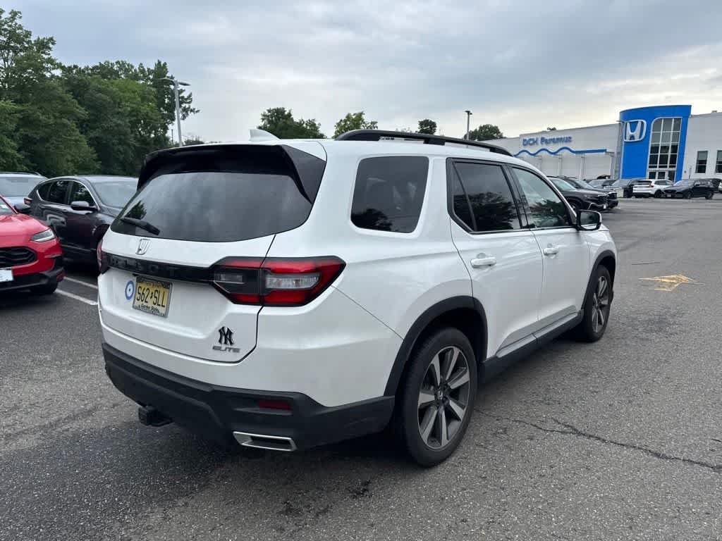 Thumbnail: 2023 Honda Pilot - 12