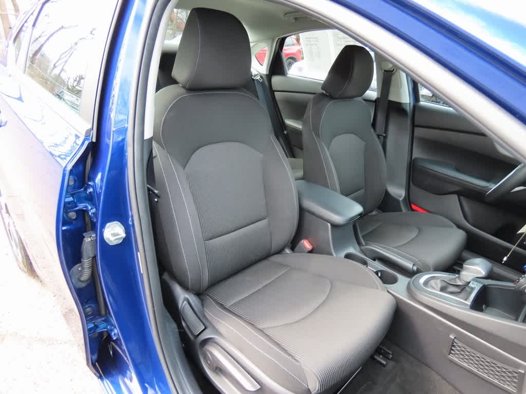 Thumbnail: 2021 Kia Forte - 16