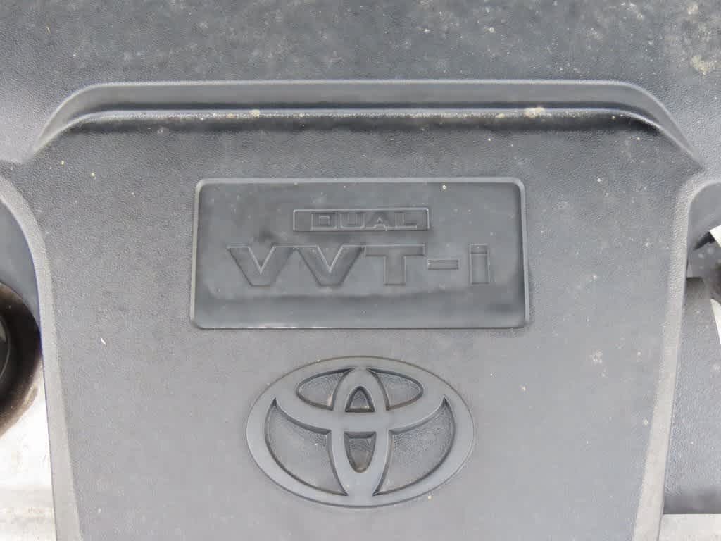 Thumbnail: 2018 Toyota RAV4 - 11