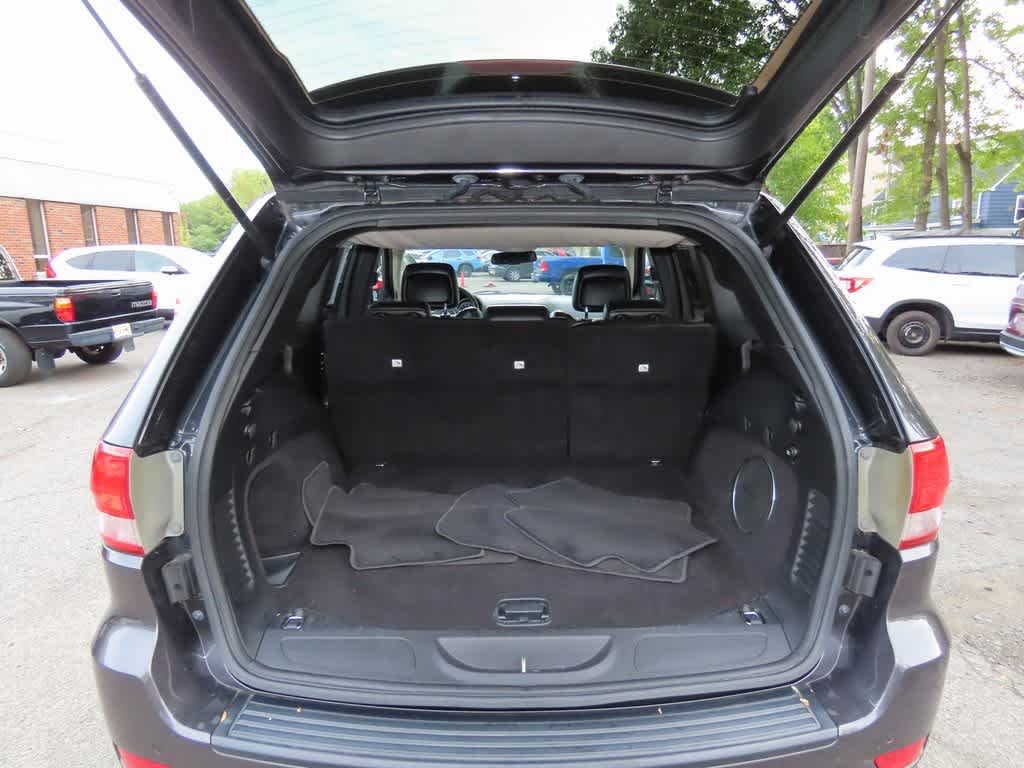 Thumbnail: 2011 Jeep Grand Cherokee - 11