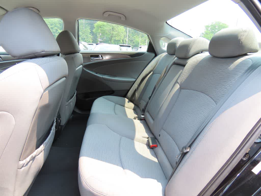 Thumbnail: 2011 Hyundai Sonata - 13