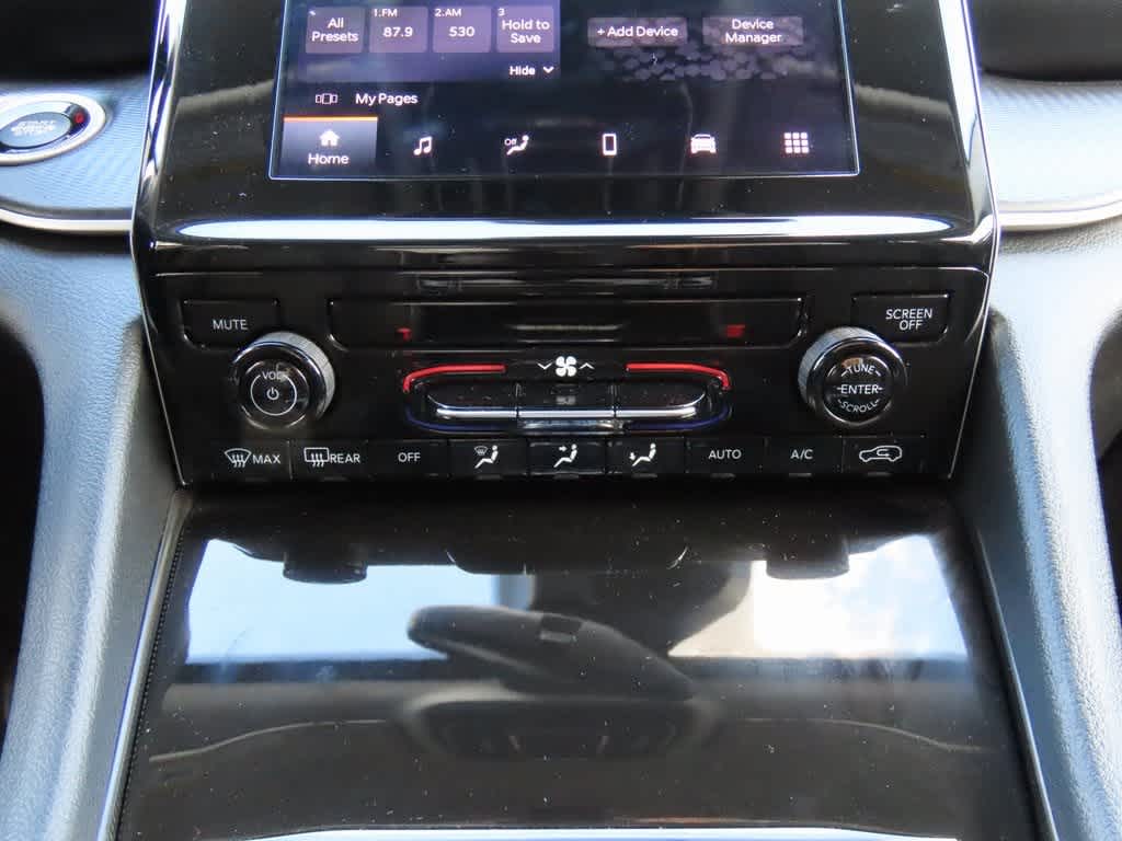 Thumbnail: 2023 Jeep Grand Cherokee - 21