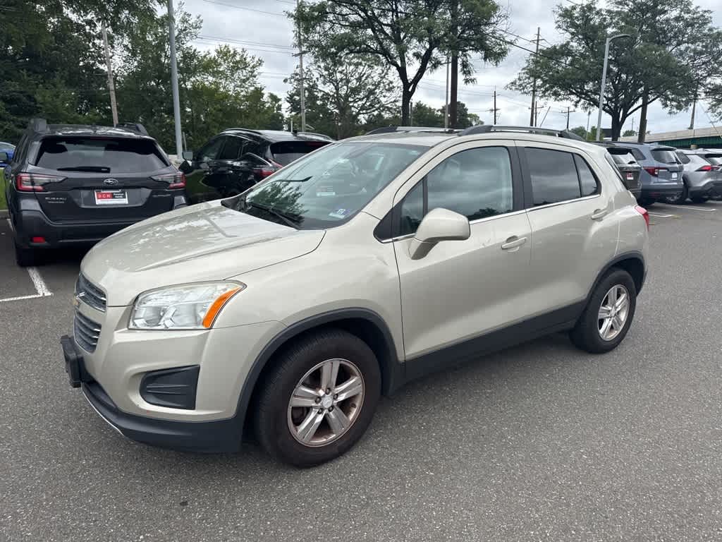 Thumbnail: 2016 Chevrolet Trax - 2