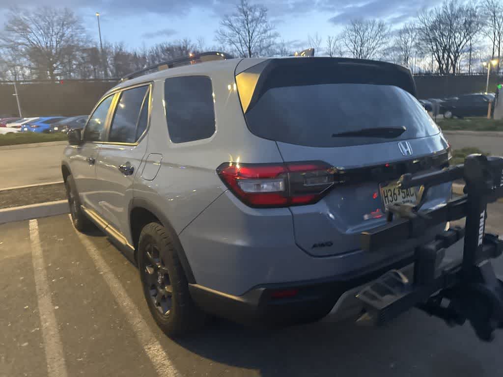 Thumbnail: 2023 Honda Pilot - 16