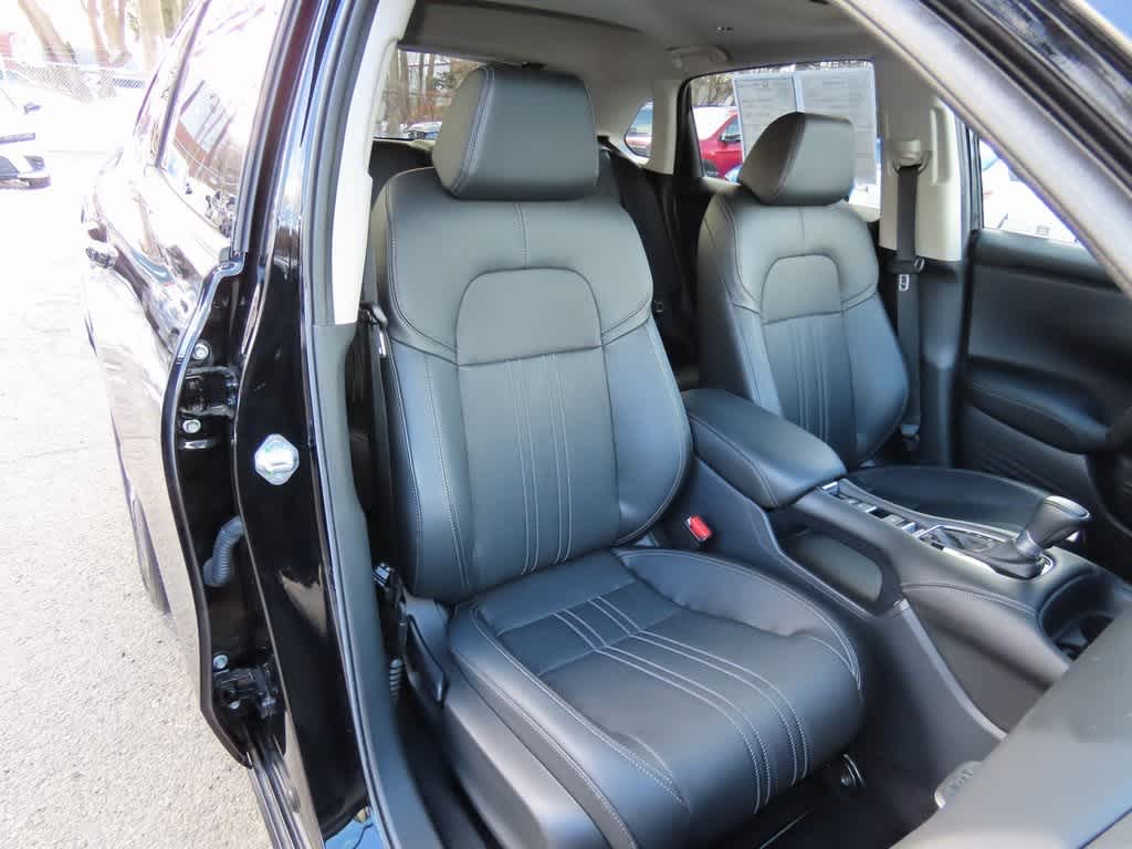 Thumbnail: 2023 Honda HR-V - 16