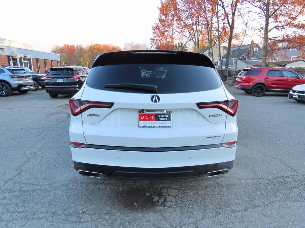 Thumbnail: 2023 Acura MDX - 5