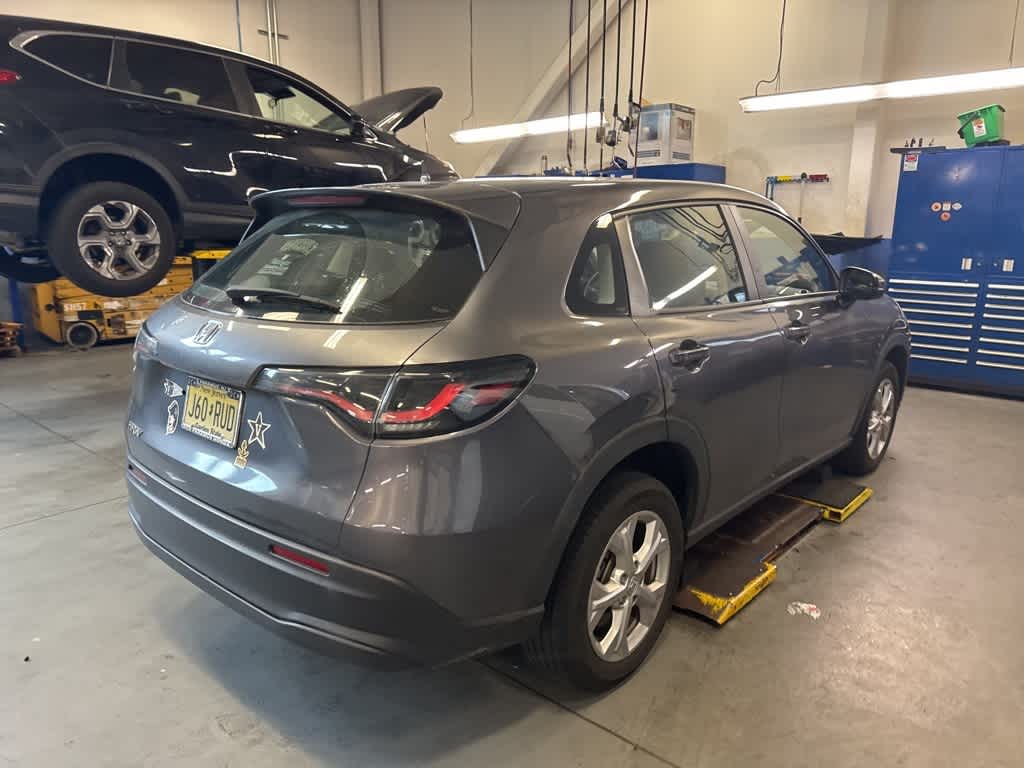 Thumbnail: 2023 Honda HR-V - 3