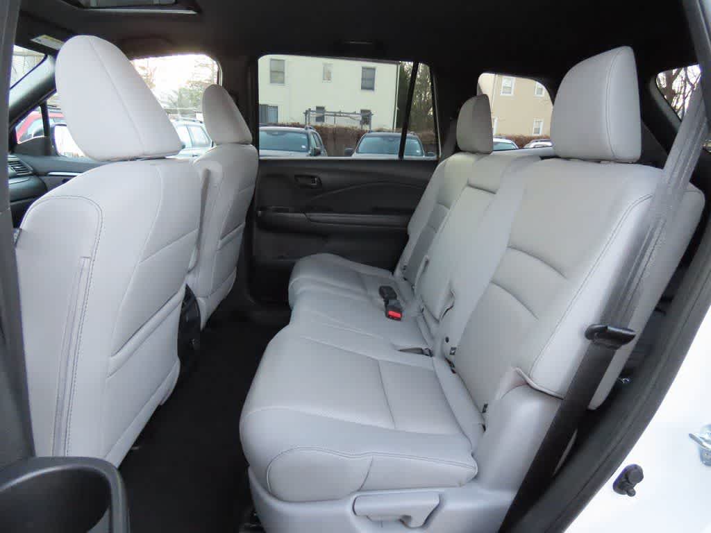 Thumbnail: 2023 Honda Passport - 13