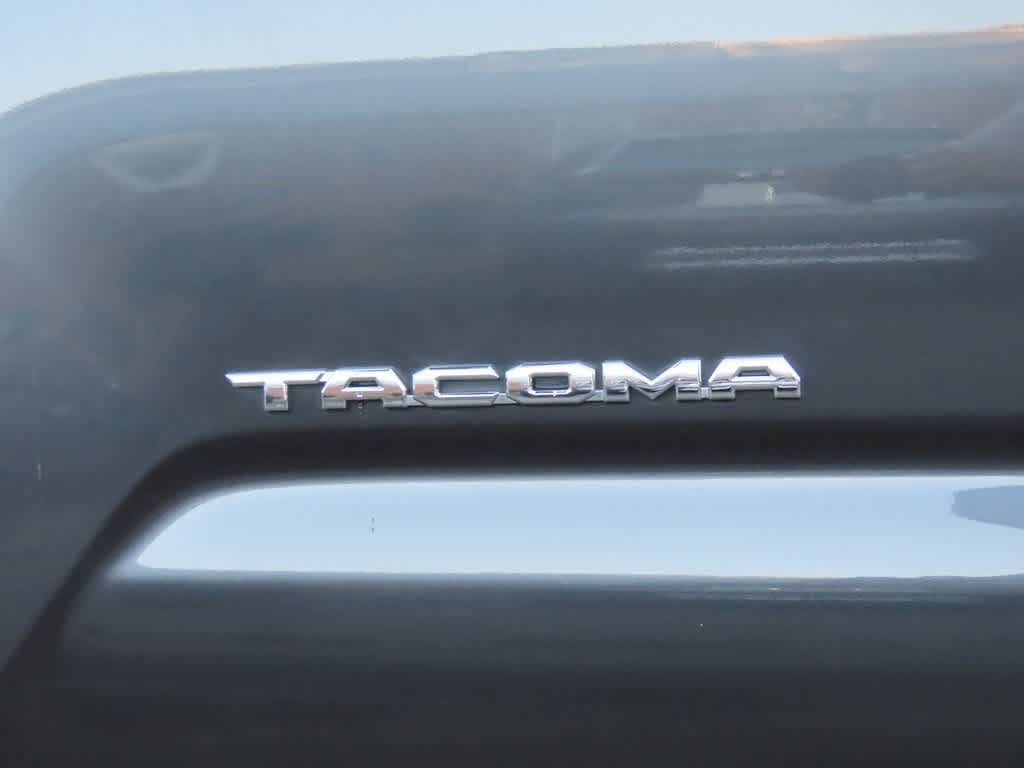 Thumbnail: 2023 Toyota Tacoma - 7