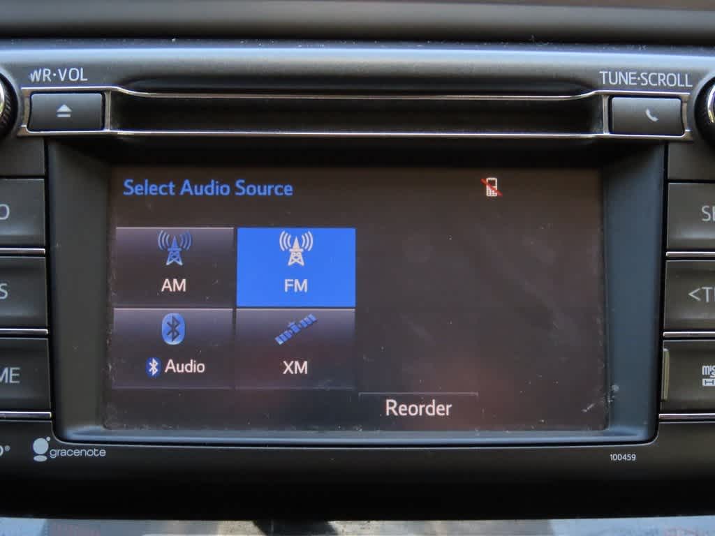 Thumbnail: 2015 Toyota RAV4 - 21