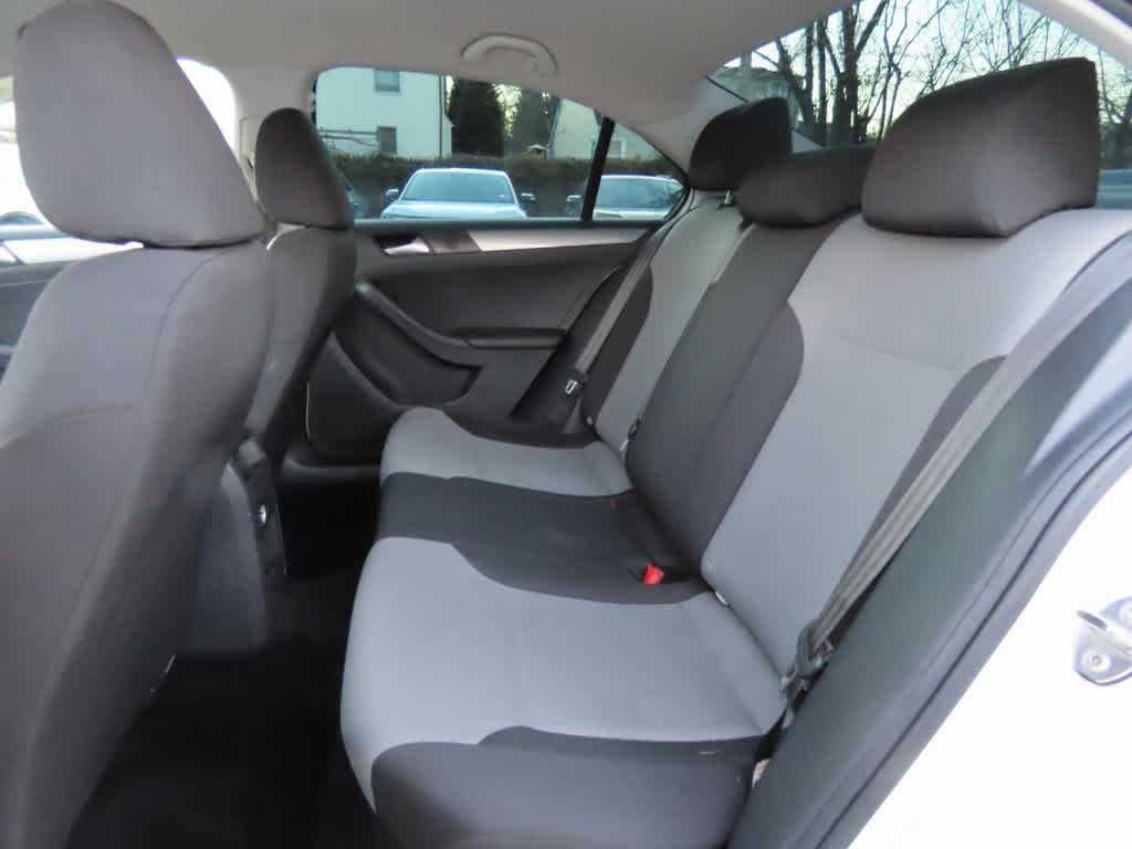 Thumbnail: 2018 Volkswagen Jetta - 12