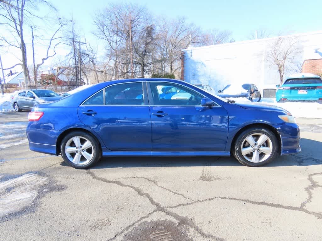 Thumbnail: 2010 Toyota Camry - 3