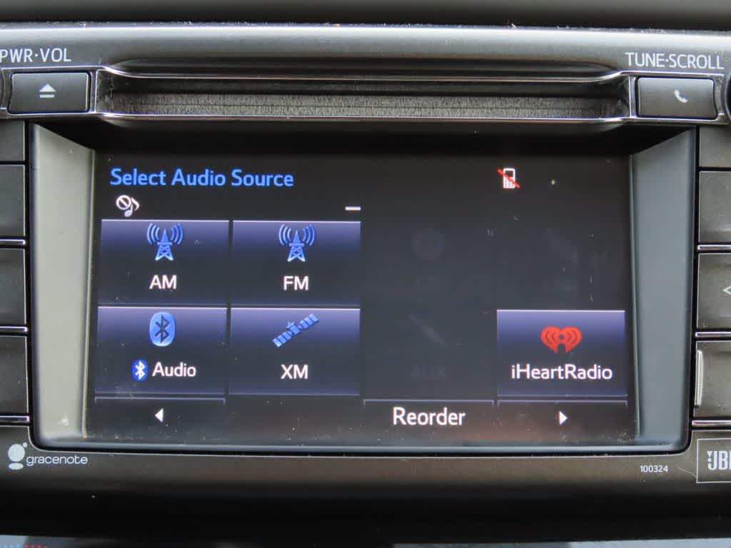 Thumbnail: 2015 Toyota RAV4 - 23