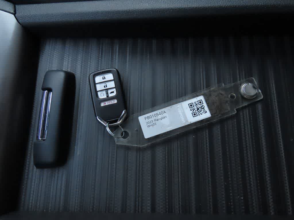 Thumbnail: 2023 Honda Passport - 26