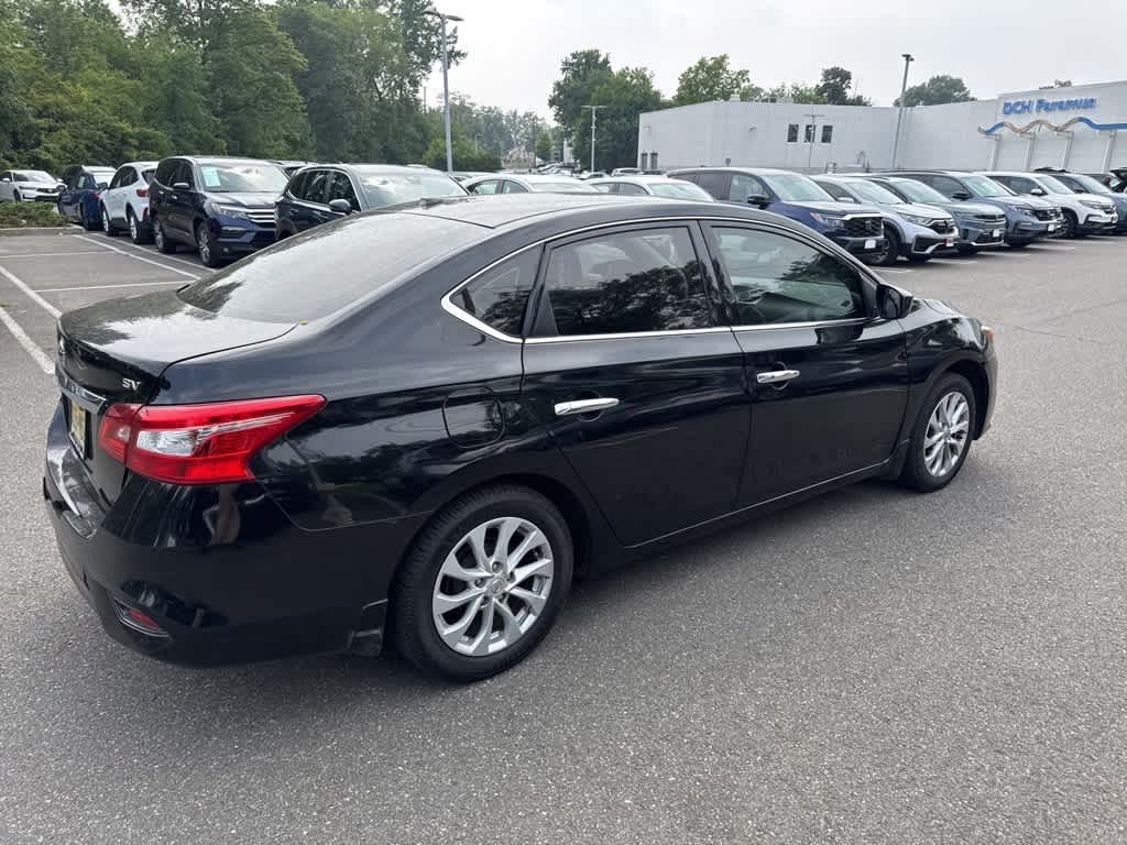 Thumbnail: 2019 Nissan Sentra - 11
