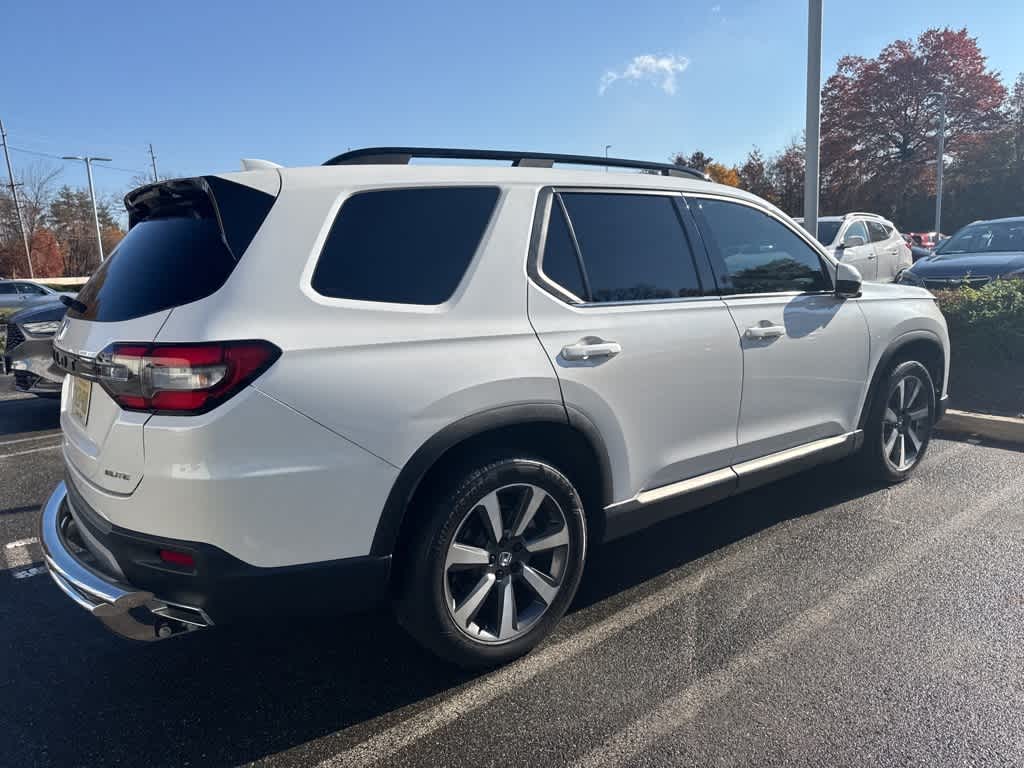 Thumbnail: 2023 Honda Pilot - 7
