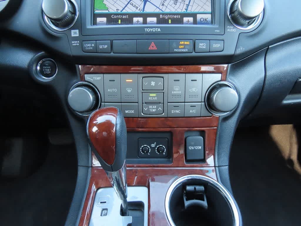 Thumbnail: 2011 Toyota Highlander - 38