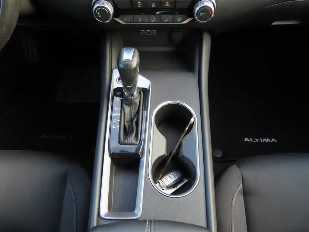 Thumbnail: 2022 Nissan Altima - 20