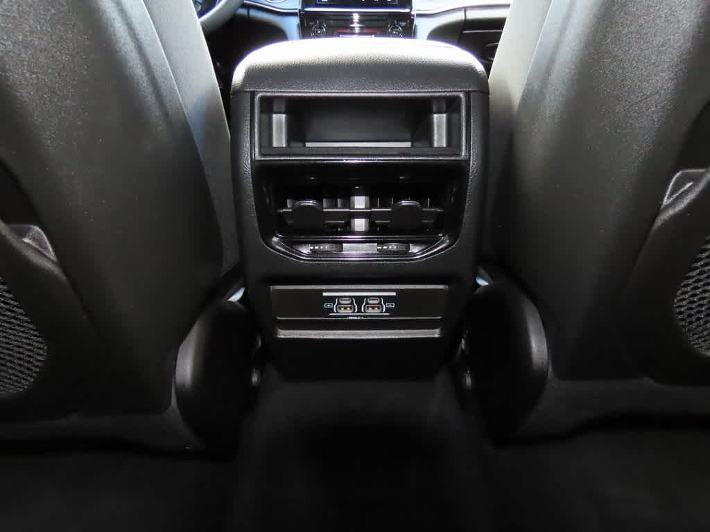 Thumbnail: 2023 Jeep Grand Cherokee - 23