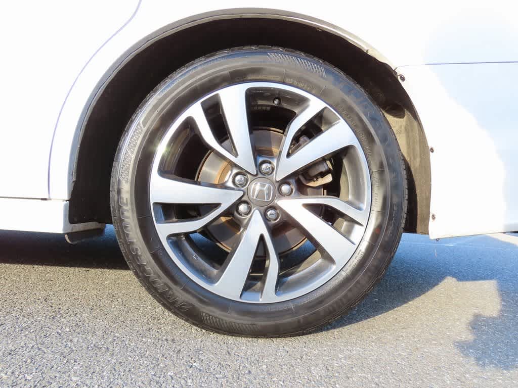 Thumbnail: 2023 Honda Odyssey - 9