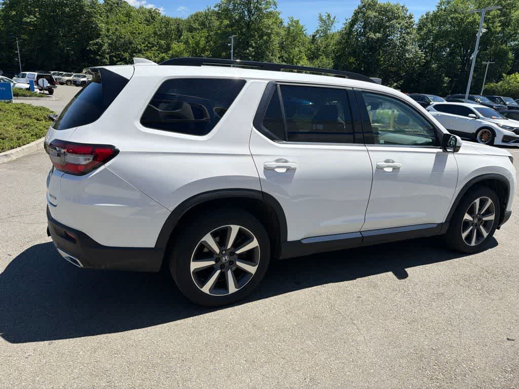 Thumbnail: 2023 Honda Pilot - 6