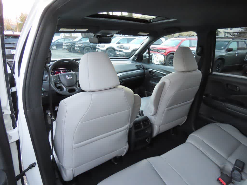 Thumbnail: 2023 Honda Passport - 14