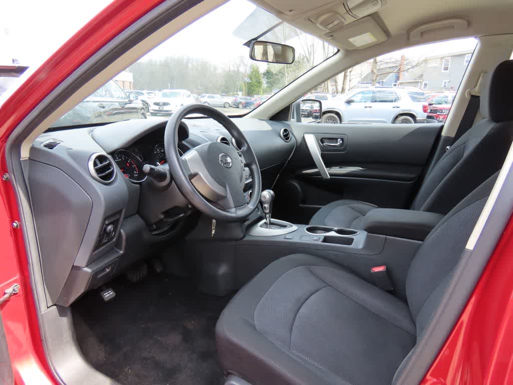 Thumbnail: 2013 Nissan Rogue - 2