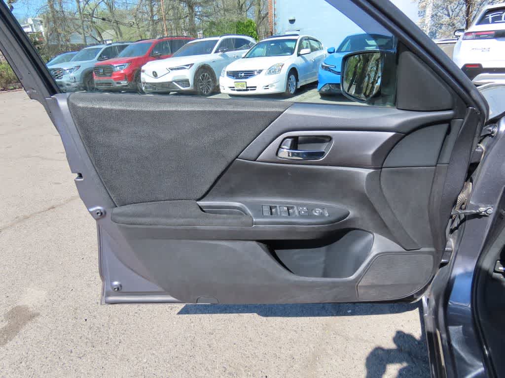 Thumbnail: 2013 Honda Accord - 14