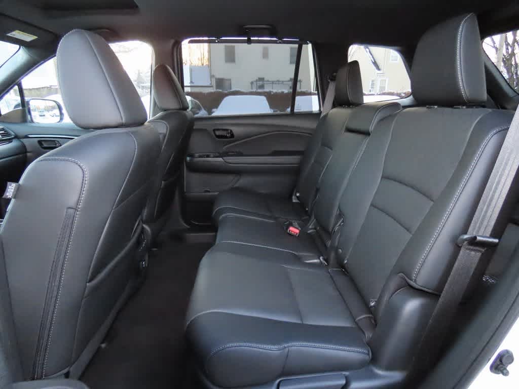 Thumbnail: 2023 Honda Passport - 13