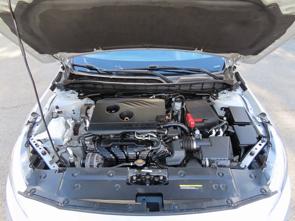 Thumbnail: 2020 Nissan Altima - 11