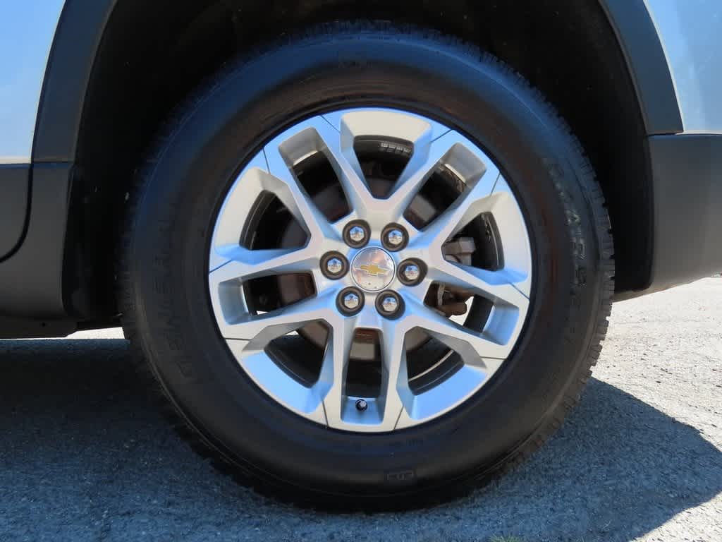 Thumbnail: 2019 Chevrolet Traverse - 8