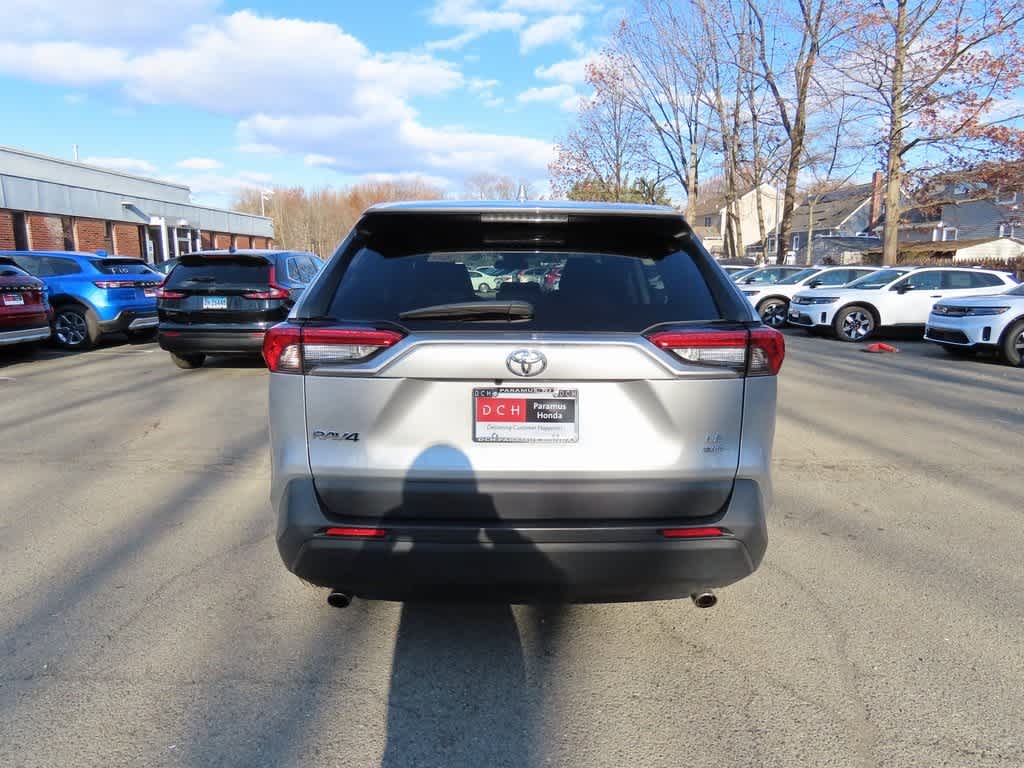 Thumbnail: 2022 Toyota RAV4 - 5