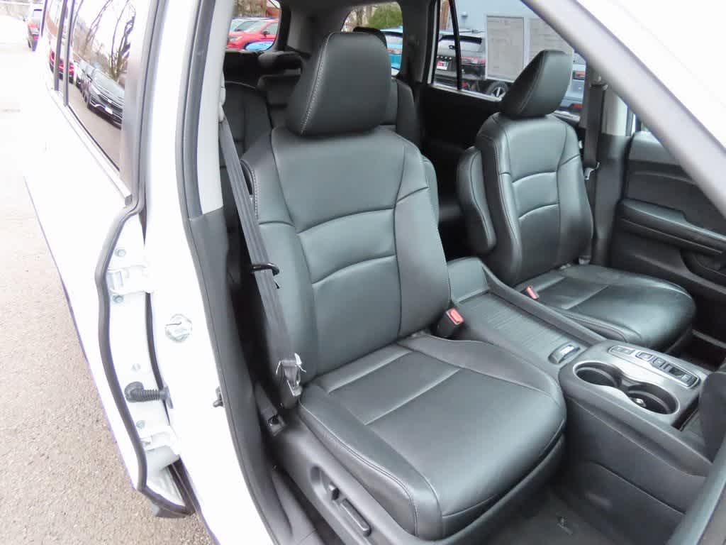 Thumbnail: 2022 Honda Pilot - 18