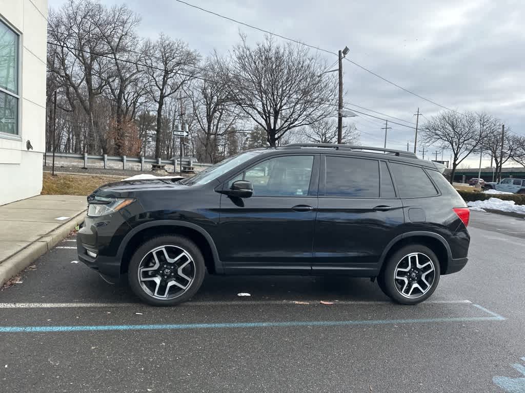 Thumbnail: 2022 Honda Passport - 3