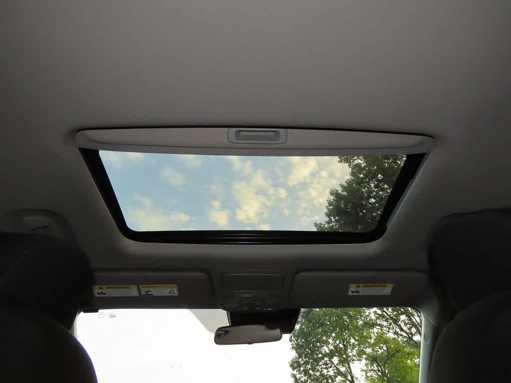 Thumbnail: 2021 Honda CR-V - 23