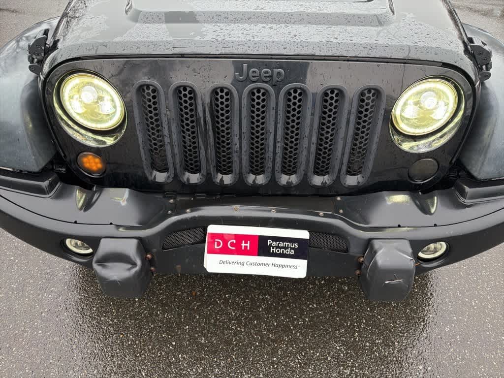 Thumbnail: 2013 Jeep Wrangler - 18