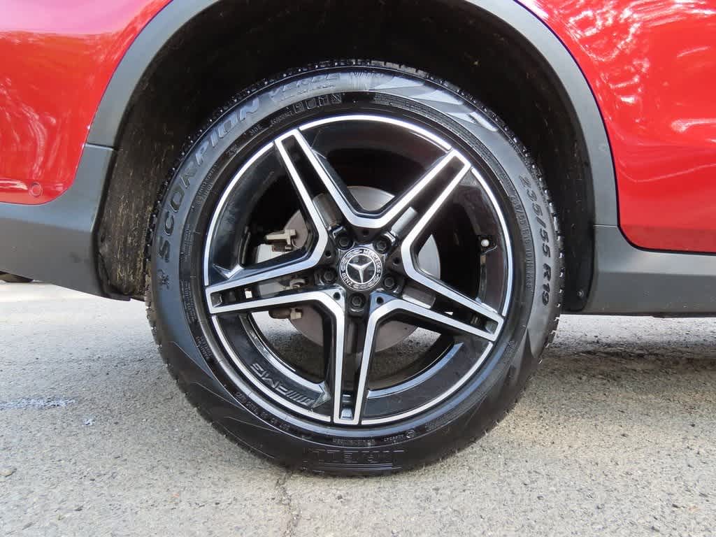 2021 Mercedes-Benz GLC 300 9