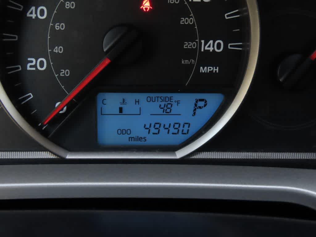 Thumbnail: 2015 Toyota RAV4 - 25