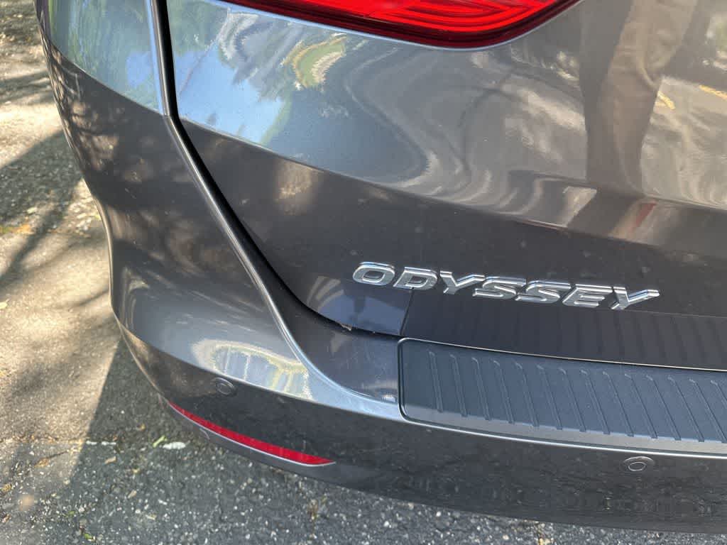 Thumbnail: 2023 Honda Odyssey - 16