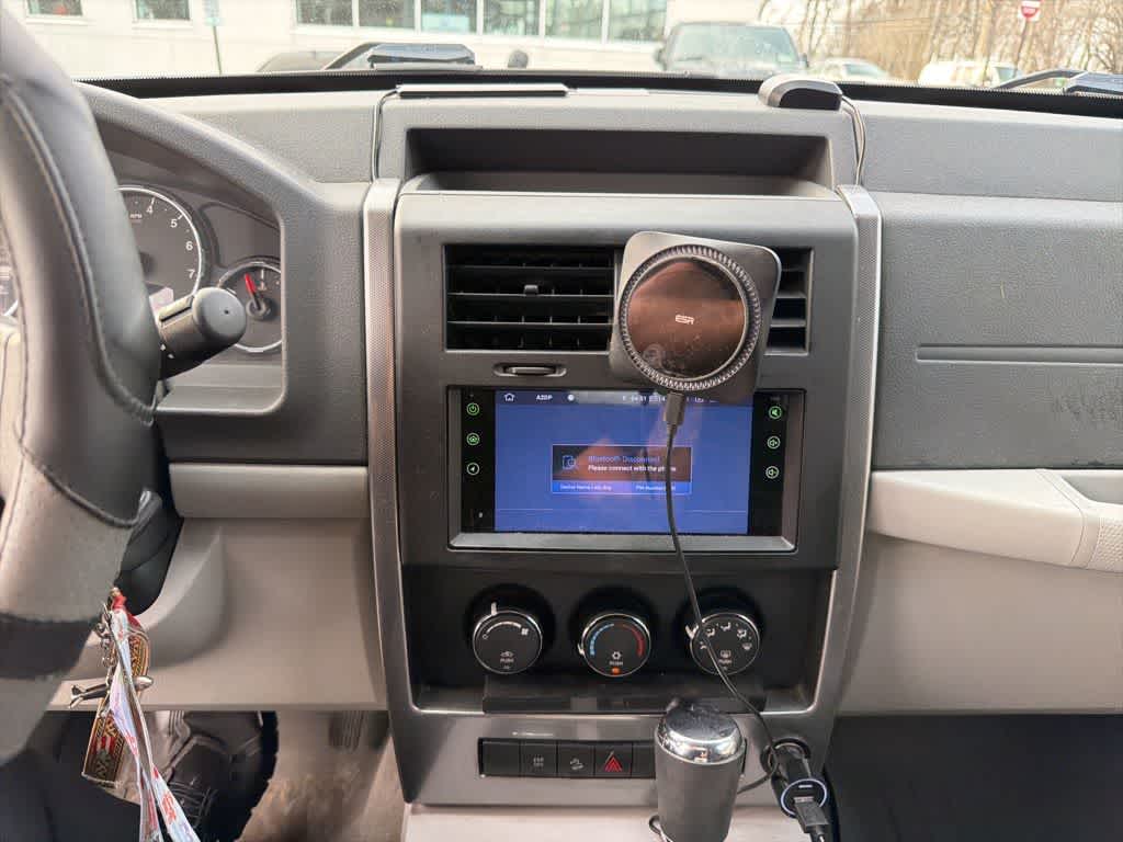 Thumbnail: 2008 Jeep Liberty - 17