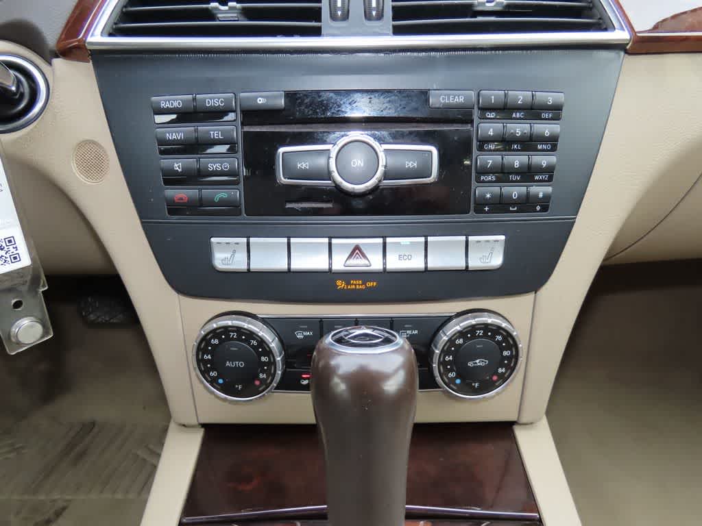 Thumbnail: 2014 Mercedes-Benz C-Class - 22