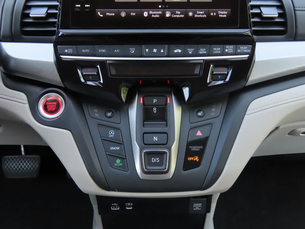 Thumbnail: 2026 Honda Odyssey - 21