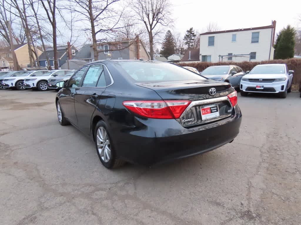 Thumbnail: 2015 Toyota Camry - 4