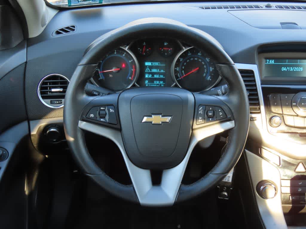Thumbnail: 2014 Chevrolet Cruze - 18