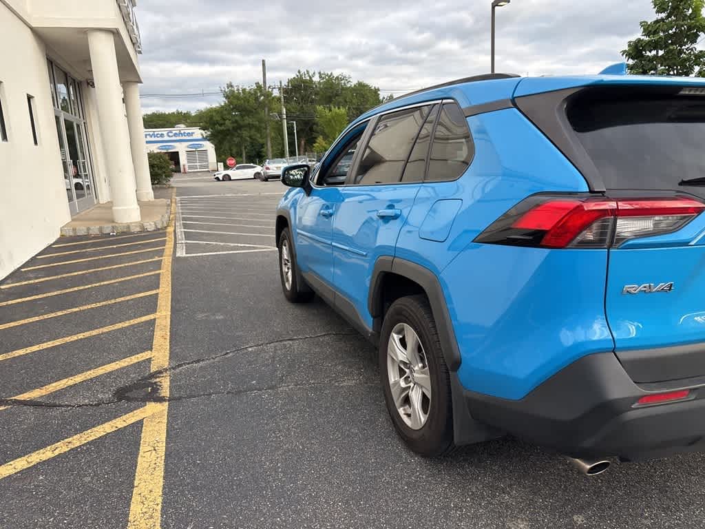 Thumbnail: 2019 Toyota RAV4 - 12